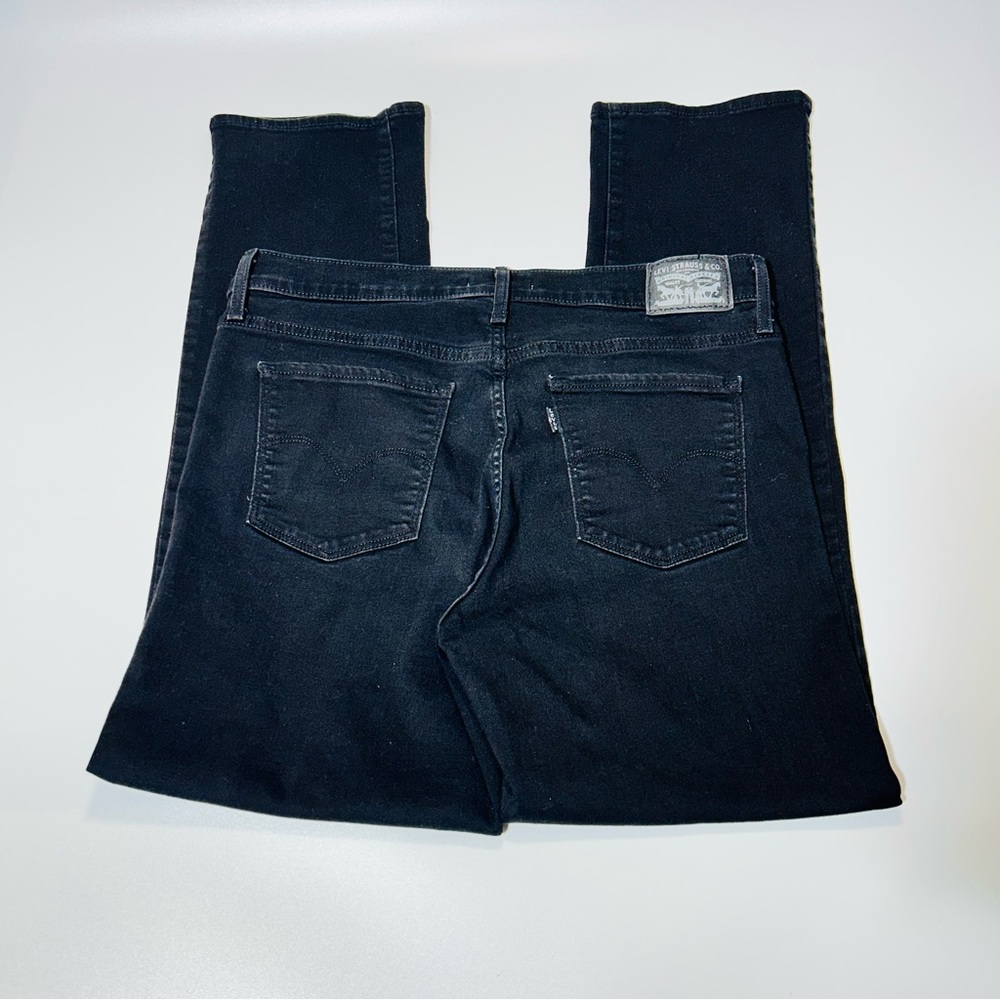 Levi's jeans 314 Shaping Straight Leg Jeans stretchy black women size 32